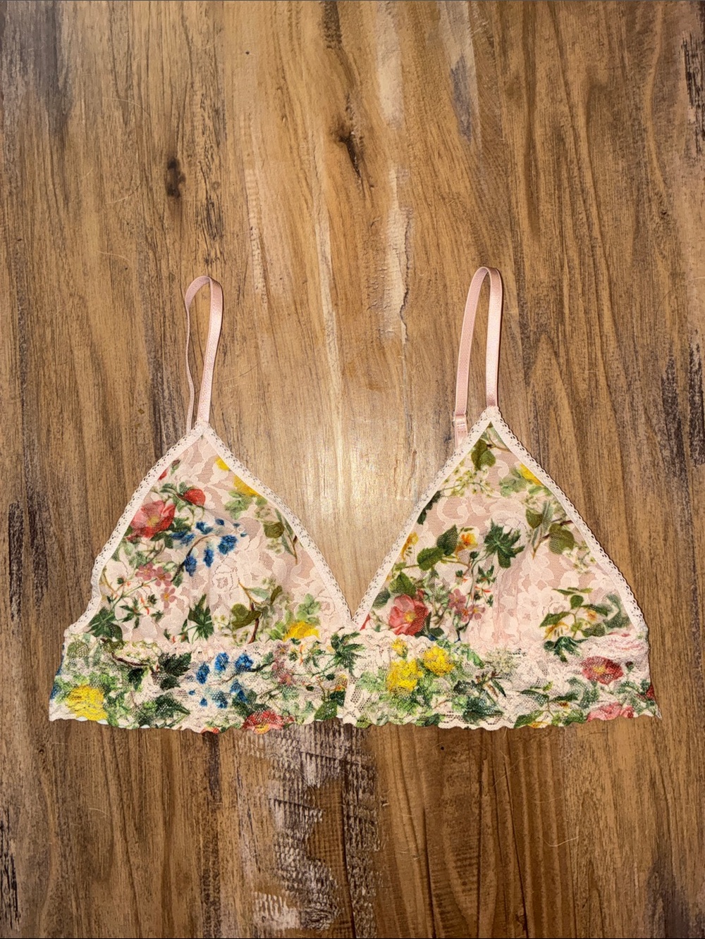 Hanky Panky Pink Floral Lace Triangle Bralette. Large. Tag cut out.